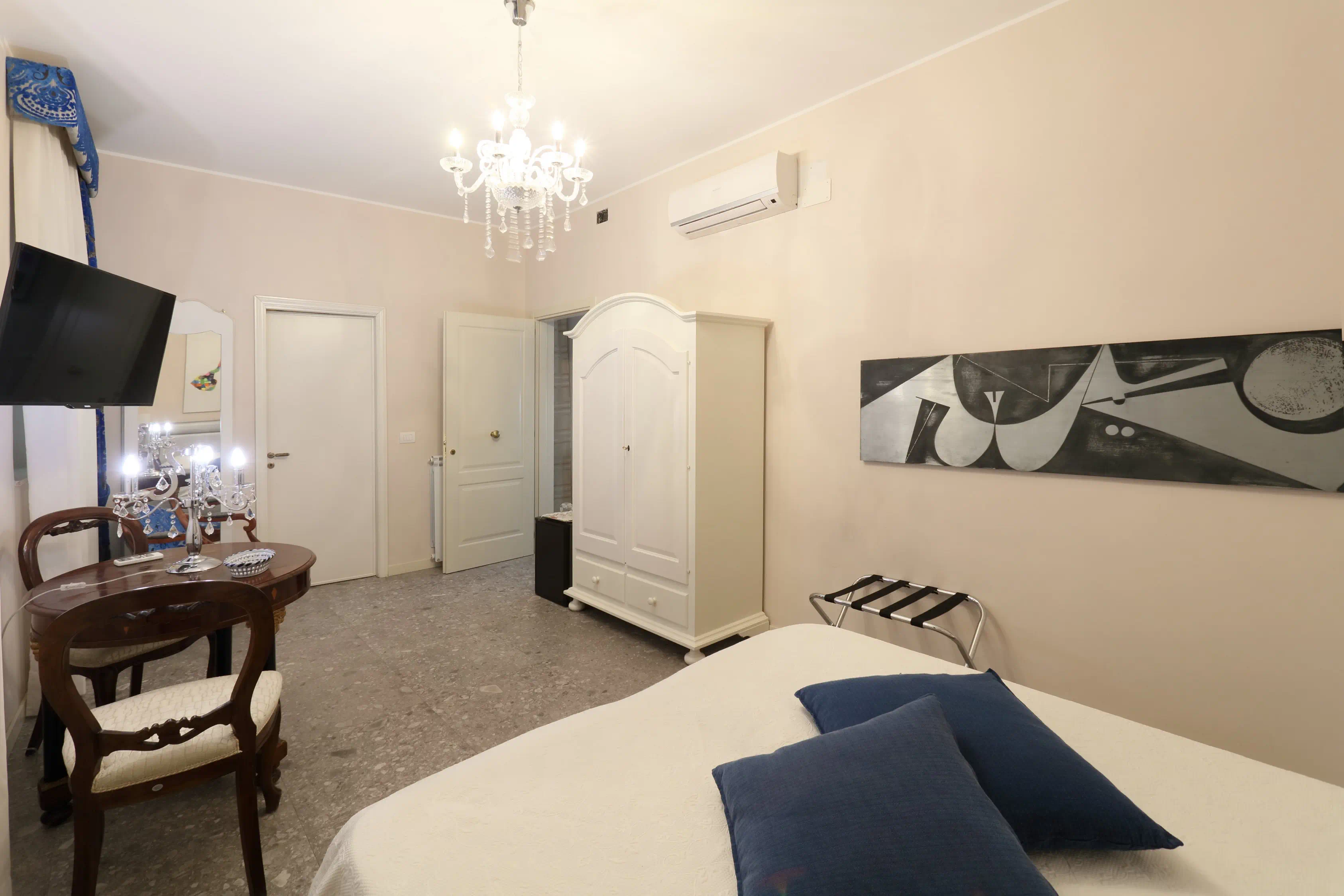 Suite Down 2 Verga Suite Room Taormina